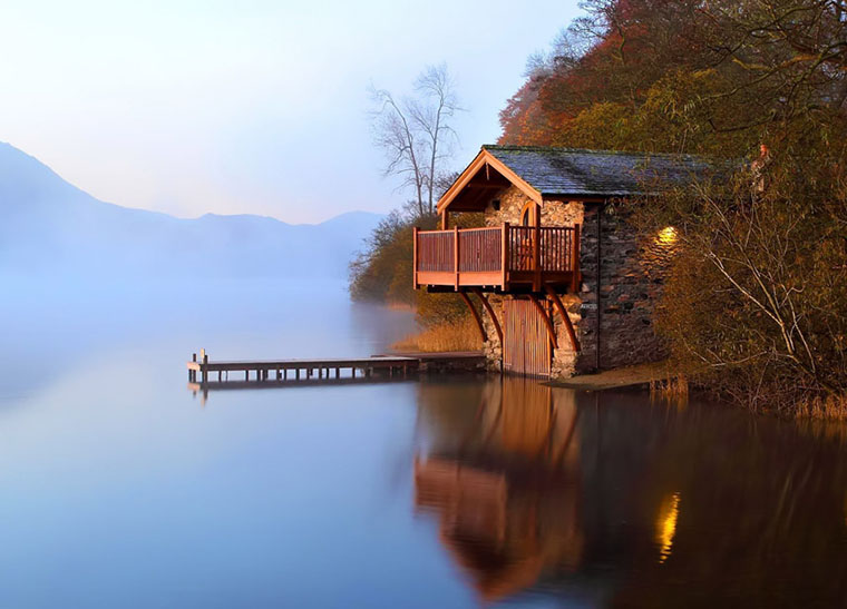 河邊小屋